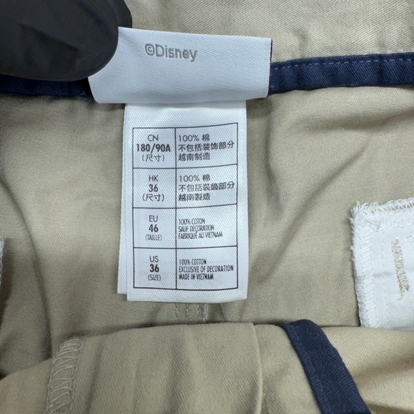 Disney Parks Men's Chino Shorts Size‎ 36 Khaki Cotton Classic Fit Casual NWT - Picture 5 of 11
